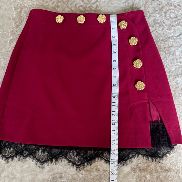 NWT Commense Red Whimsigoth black laceMini Skirt with Gold flower Buttons Medium - Picture 6 of 9